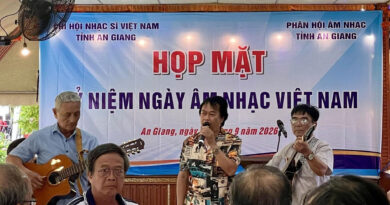 PHÂN HỘI ÂM NHẠC HỌP MẶT KỶ NIỆM NGÀY ÂM NHẠC VIỆT NAM 3/9