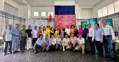 LIÊN HIỆP CÁC HỘI VĂN HỌC NGHỆ THUẬT TỈNH AN GIANG TỔ CHỨC GIỖ TỔ SÂN KHẤU