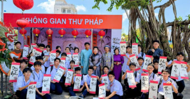 NÉT ĐẸP THƯ PHÁP TẠI LỄ HỘI NGUYỄN TRUNG TRỰC NĂM 2026 NÉT ĐẸP THƯ PHÁP TẠI LỄ HỘI NGUYỄN TRUNG TRỰC NĂM 2026
