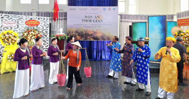 Khai mạc triển lãm ảnh nghệ thuật “Dấu ấn thời gian” – Tôn vinh những đóng góp của các nghệ sĩ nhiếp ảnh cao tuổi tỉnh An Giang Khai mạc triển lãm ảnh nghệ thuật “Dấu ấn thời gian” – Tôn vinh những đóng góp của các nghệ sĩ nhiếp ảnh cao tuổi tỉnh An Giang